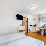 Alb-rosa Apartman