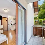 Alb-rosa Apartman