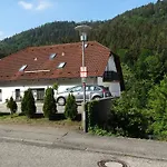Alb-rosa Apartman Bad Herrenalb