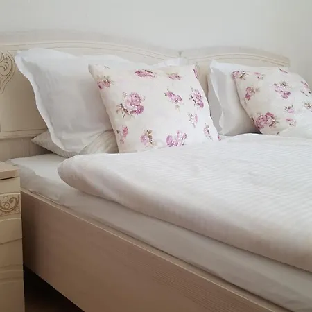 Appartement Alb-rosa *