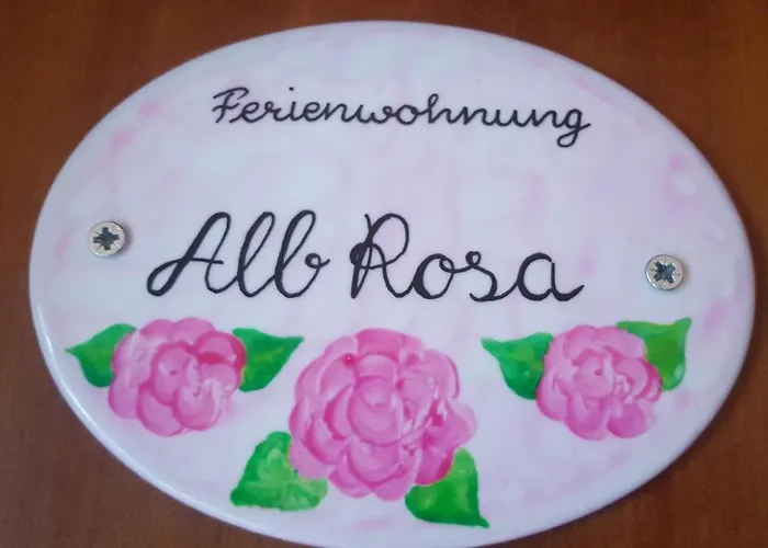 Alb-rosa アパート