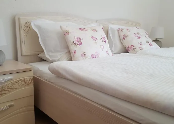 アパート Alb-rosa *